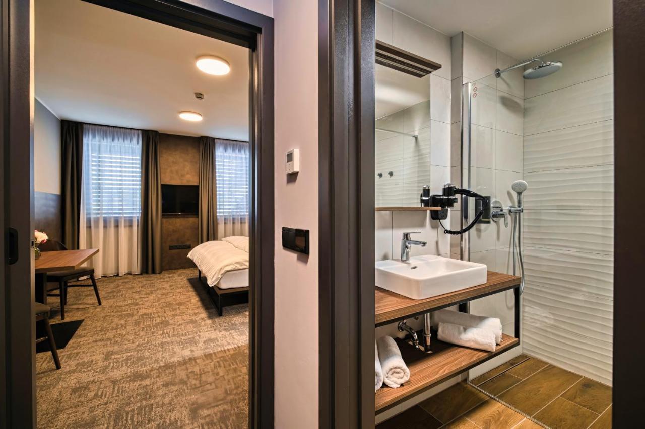 أولوموك Aba Apartments المظهر الخارجي الصورة